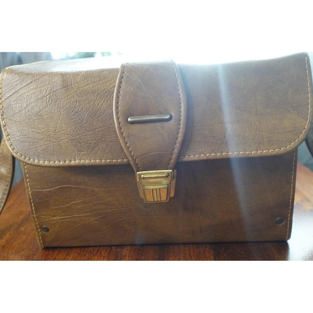 Vintage camera carrying case leather brown with over shoulder strap‎